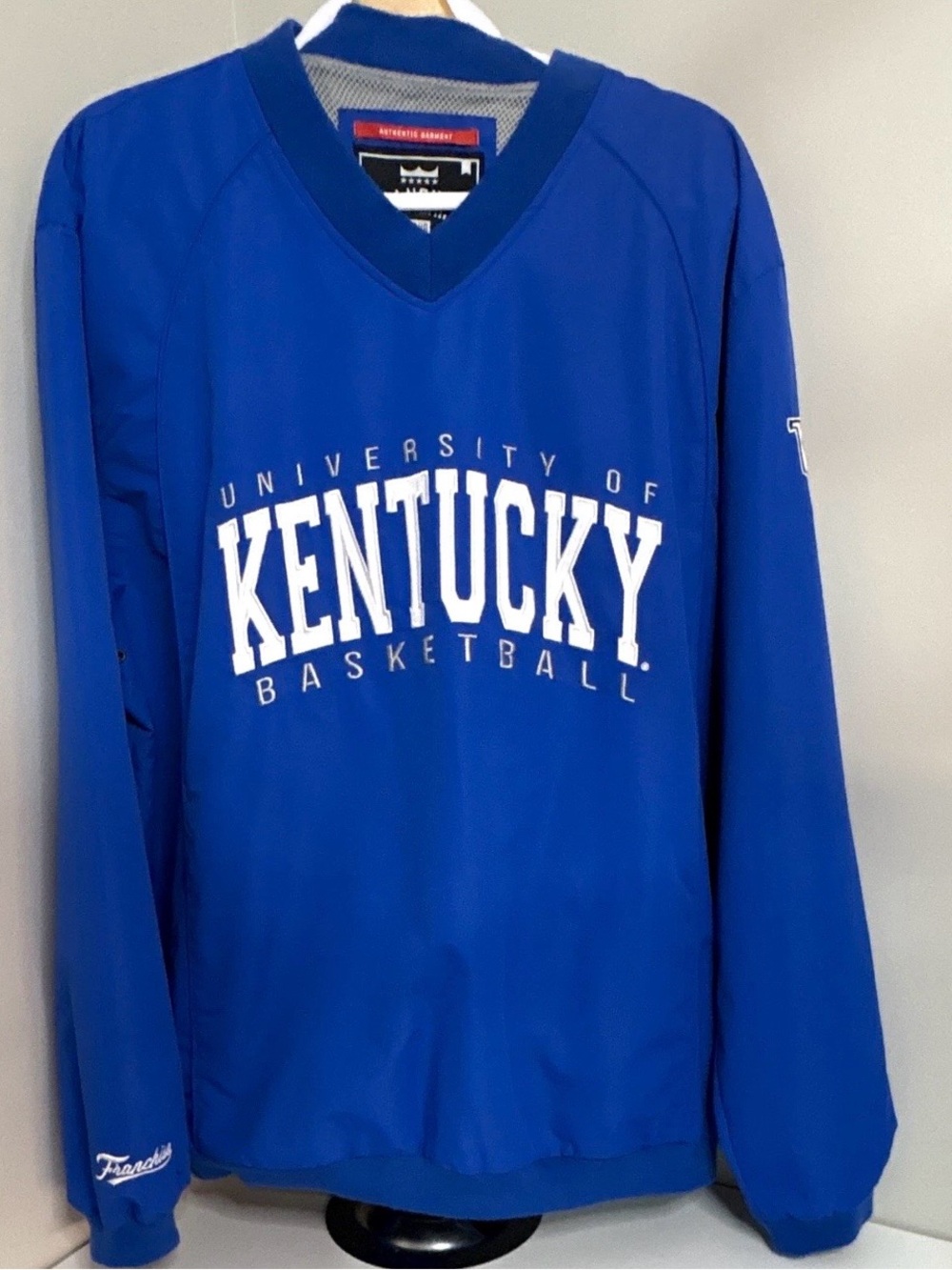 University of Kentucky Basketball Pullover - Blue